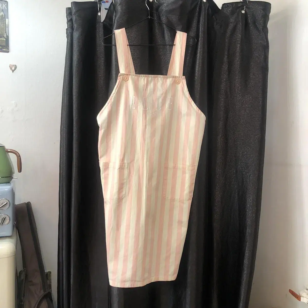 Vintage ELLE PARIS pink apron